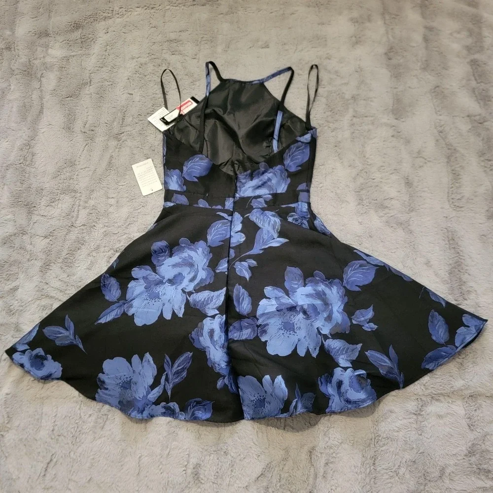 Xscape Dress Womens 6 Black Blue Floral Halter Fit & Flare‎ Jacquard Cocktail